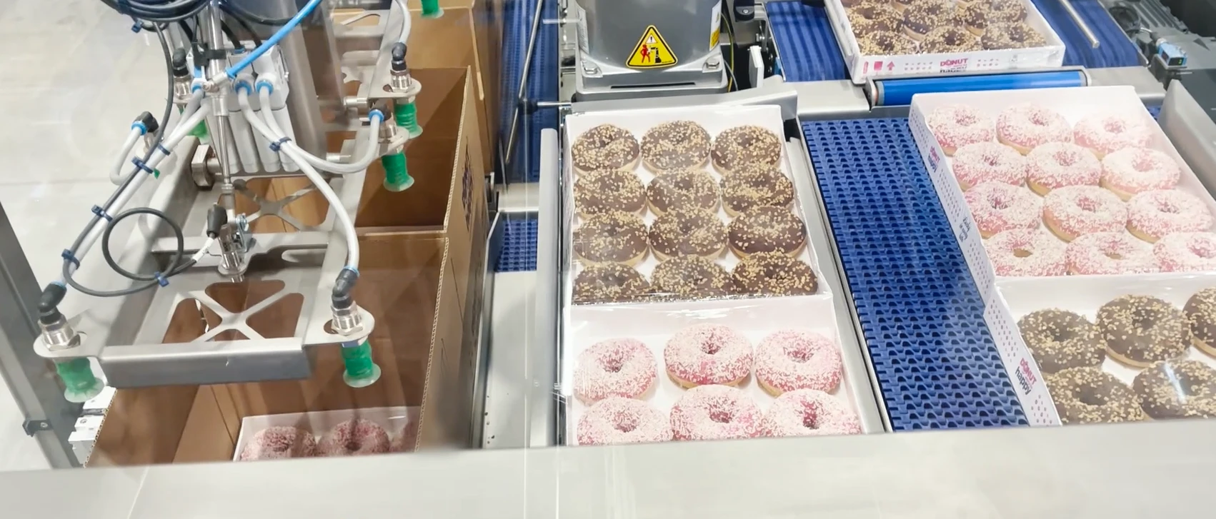 Packaging trays of donuts | Niverplast
