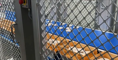 Stacking 1000 hamburger patties | Niverplast