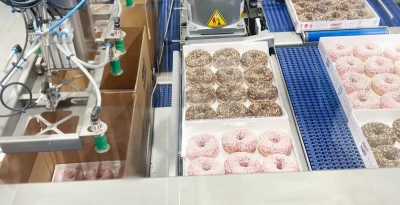 Packaging trays of donuts | Niverplast