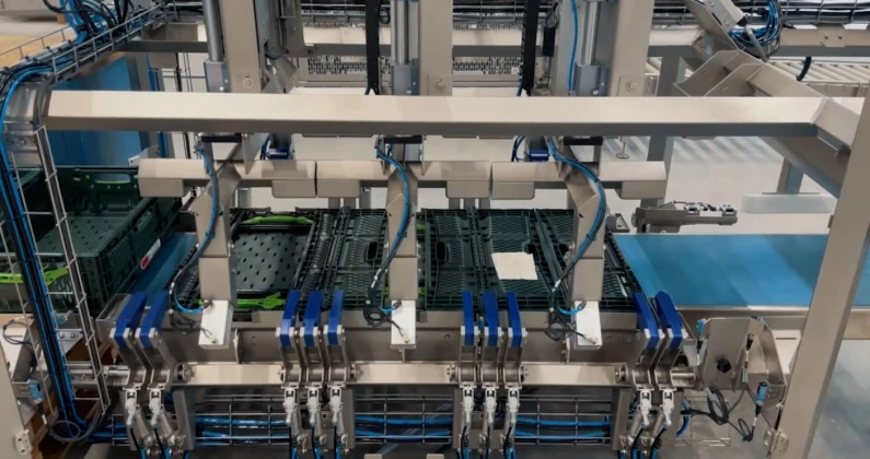 Niverplast | Adaptive crate folding