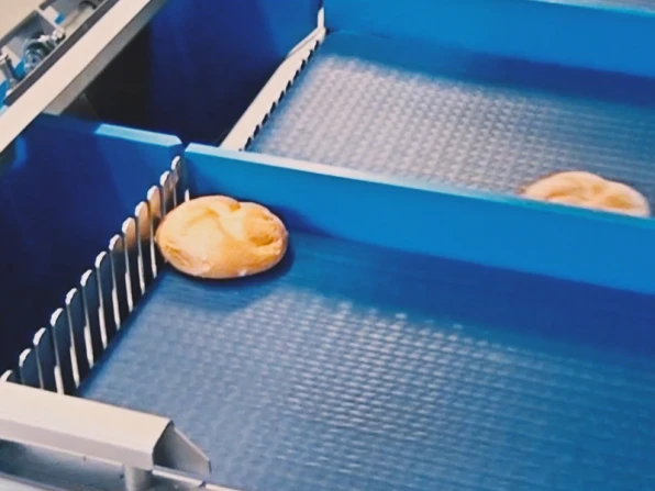 VFFS bags of kaiser rolls | Niverplast