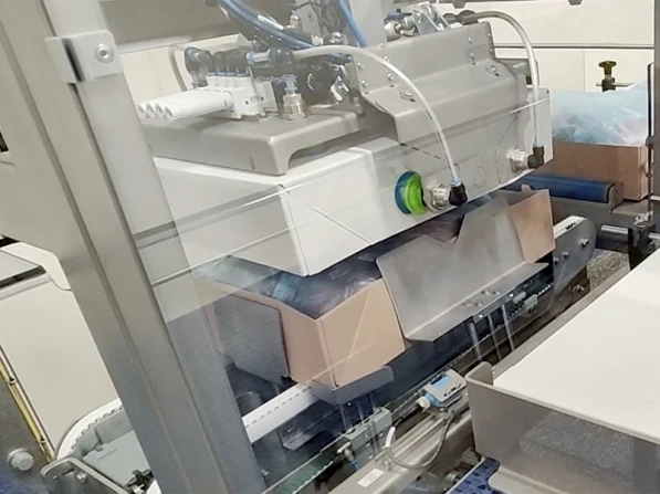 Solid board lid erecting and placing | Niverplast