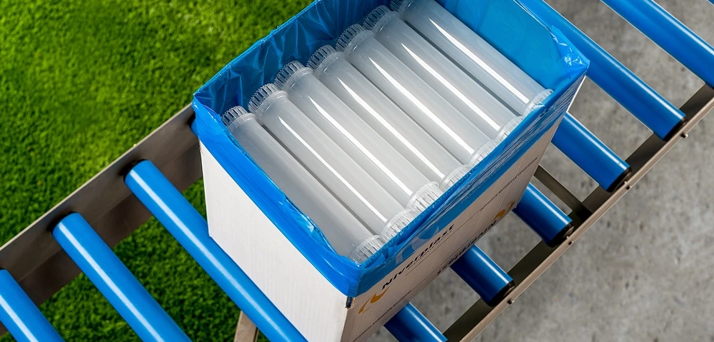 Pharma Tubes Flap Up