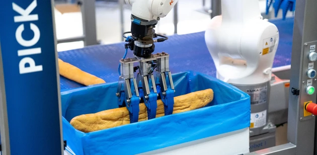 Baguette Pick Place 3