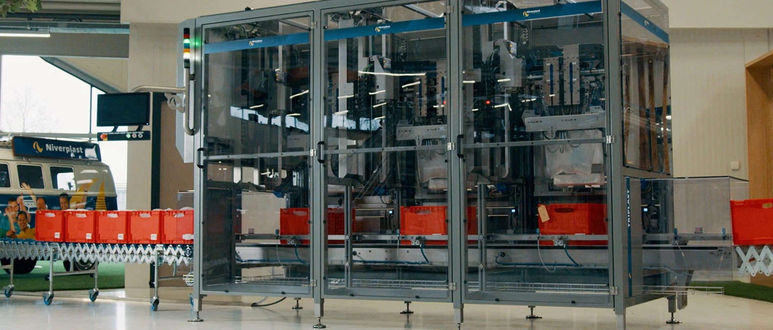 Header triplast case