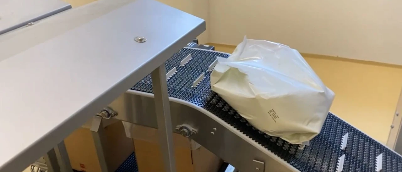 Packing powder machine