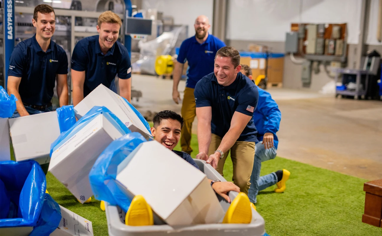 Niverplast USA Grand Rapids Team004