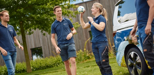 Niels Niek Britney v2